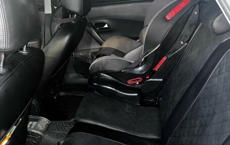 Volkswagen Polo VI (EU Market), 2012 год, 850 000 рублей, 24 фотография