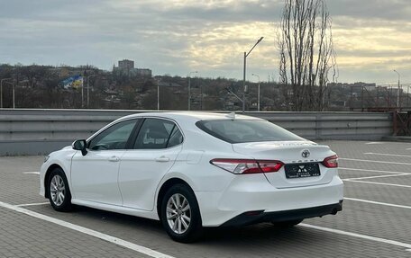 Toyota Camry, 2019 год, 1 620 000 рублей, 4 фотография