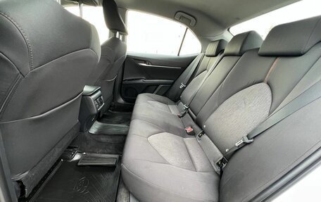 Toyota Camry, 2019 год, 1 620 000 рублей, 9 фотография