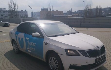 Skoda Octavia, 2019 год, 890 000 рублей, 3 фотография