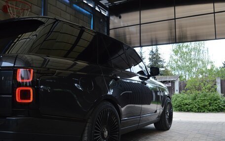 Land Rover Range Rover IV рестайлинг, 2019 год, 12 000 000 рублей, 4 фотография