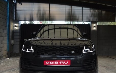 Land Rover Range Rover IV рестайлинг, 2019 год, 12 000 000 рублей, 7 фотография
