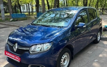 Renault Sandero II рестайлинг, 2017 год, 850 000 рублей, 2 фотография