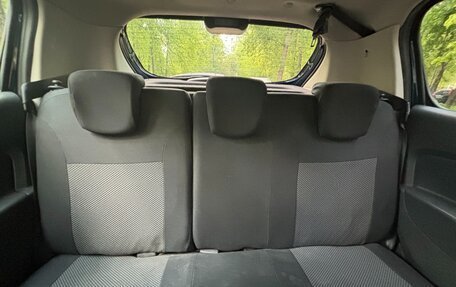 Renault Sandero II рестайлинг, 2017 год, 850 000 рублей, 23 фотография
