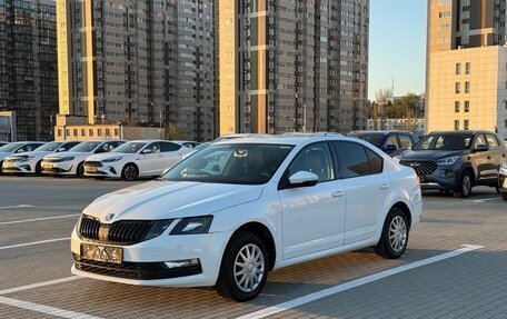 Skoda Octavia, 2019 год, 990 000 рублей, 2 фотография