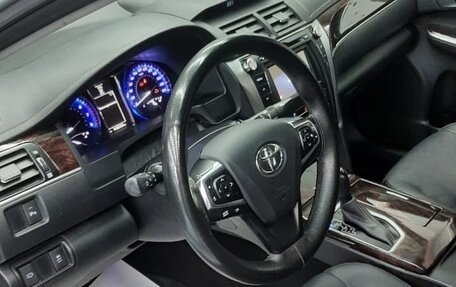 Toyota Camry, 2016 год, 1 930 000 рублей, 9 фотография