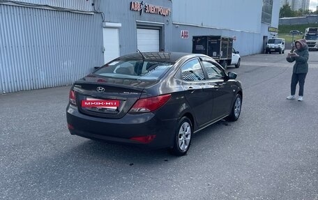 Hyundai Solaris II рестайлинг, 2015 год, 680 000 рублей, 27 фотография