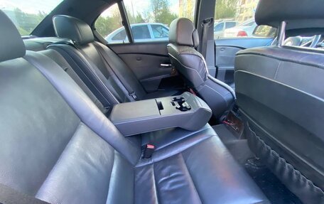BMW 5 серия, 2004 год, 997 899 рублей, 12 фотография