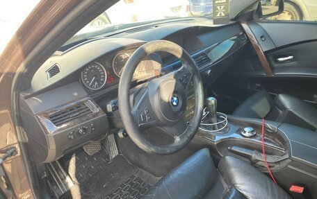 BMW 5 серия, 2004 год, 997 899 рублей, 19 фотография