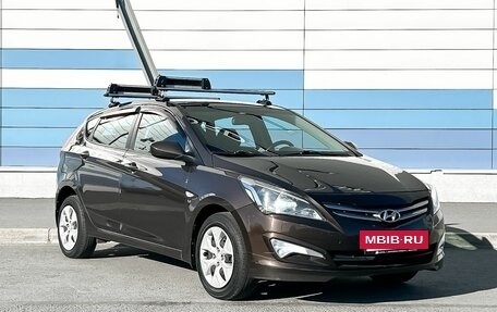 Hyundai Solaris II рестайлинг, 2015 год, 925 000 рублей, 3 фотография
