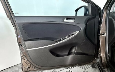 Hyundai Solaris II рестайлинг, 2015 год, 925 000 рублей, 11 фотография