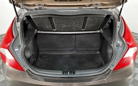 Hyundai Solaris II рестайлинг, 2015 год, 925 000 рублей, 21 фотография