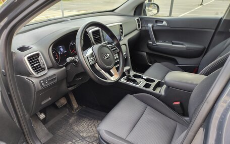 KIA Sportage IV рестайлинг, 2021 год, 2 750 000 рублей, 12 фотография