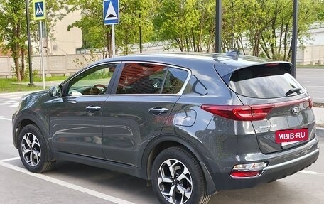 KIA Sportage IV рестайлинг, 2021 год, 2 750 000 рублей, 2 фотография