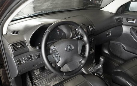 Toyota Avensis III рестайлинг, 2008 год, 824 700 рублей, 4 фотография