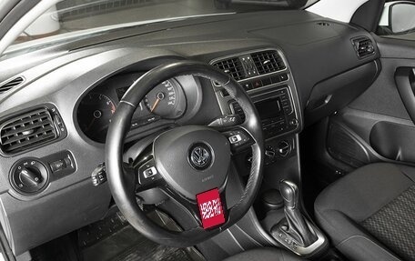 Volkswagen Polo VI (EU Market), 2020 год, 1 535 700 рублей, 4 фотография