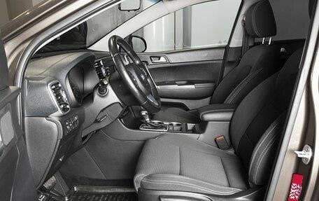 KIA Sportage IV рестайлинг, 2018 год, 2 498 400 рублей, 16 фотография