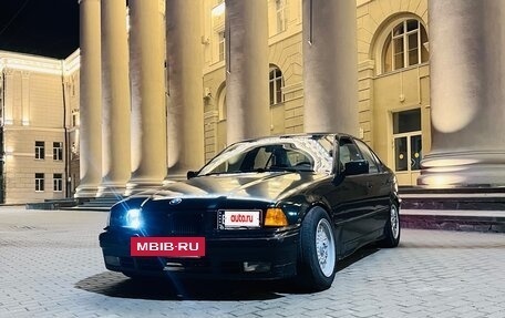 BMW 3 серия, 1992 год, 650 000 рублей, 13 фотография
