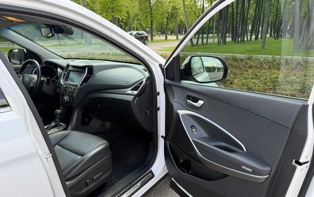 Hyundai Santa Fe III рестайлинг, 2017 год, 2 800 000 рублей, 20 фотография