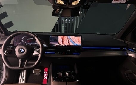 BMW 5 серия, 2023 год, 7 777 000 рублей, 12 фотография