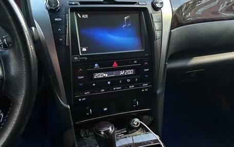 Toyota Camry, 2015 год, 2 050 000 рублей, 8 фотография