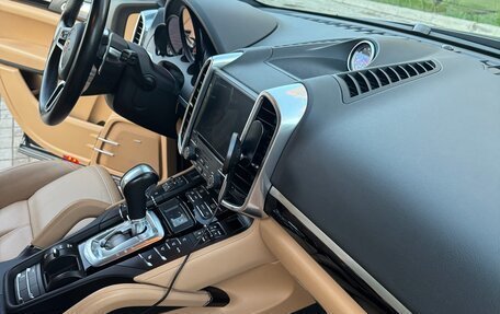 Porsche Cayenne III, 2017 год, 4 950 000 рублей, 23 фотография