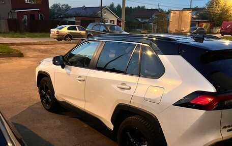 Toyota RAV4, 2021 год, 3 500 000 рублей, 6 фотография