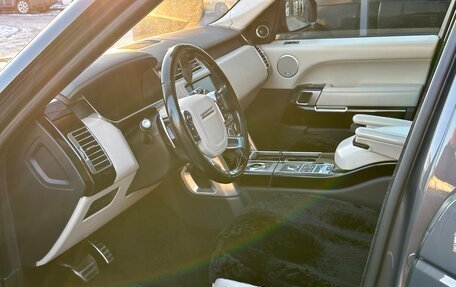 Land Rover Range Rover IV рестайлинг, 2017 год, 6 300 000 рублей, 13 фотография