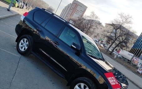 Toyota Land Cruiser Prado 150 рестайлинг 2, 2010 год, 2 399 999 рублей, 11 фотография