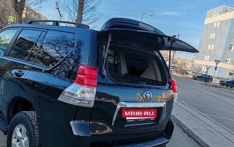 Toyota Land Cruiser Prado 150 рестайлинг 2, 2010 год, 2 399 999 рублей, 8 фотография