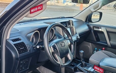 Toyota Land Cruiser Prado 150 рестайлинг 2, 2010 год, 2 399 999 рублей, 13 фотография