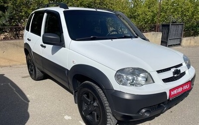 Chevrolet Niva I рестайлинг, 2018 год, 870 000 рублей, 1 фотография
