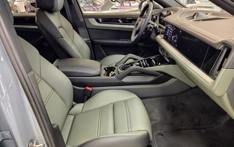 Porsche Cayenne III, 2025 год, 15 400 000 рублей, 8 фотография