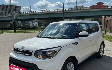 KIA Soul II рестайлинг, 2018 год, 1 745 000 рублей, 2 фотография