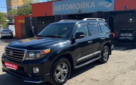 Toyota Land Cruiser 200, 2014 год, 3 699 999 рублей, 2 фотография