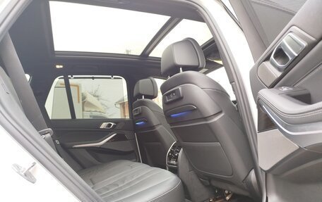 BMW X5, 2019 год, 5 200 000 рублей, 13 фотография