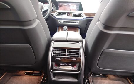 BMW X5, 2019 год, 5 200 000 рублей, 27 фотография