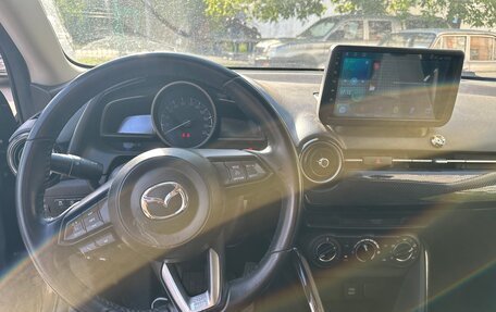 Mazda 2 III, 2019 год, 1 300 000 рублей, 4 фотография