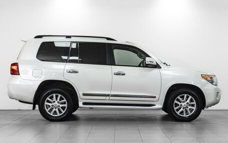 Toyota Land Cruiser 200, 2014 год, 3 950 000 рублей, 5 фотография