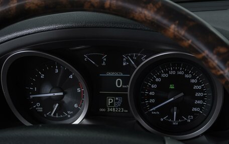 Toyota Land Cruiser 200, 2014 год, 3 950 000 рублей, 21 фотография