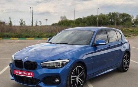 BMW 1 серия, 2019 год, 2 399 000 рублей, 2 фотография