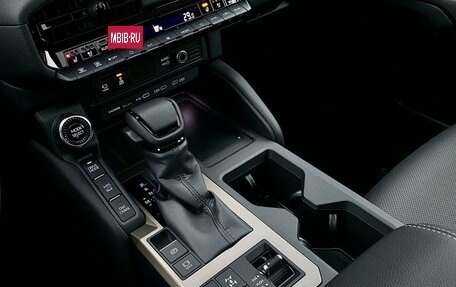 Toyota Land Cruiser Prado, 2024 год, 11 400 000 рублей, 19 фотография