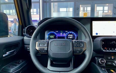 Toyota Land Cruiser Prado, 2024 год, 11 400 000 рублей, 29 фотография