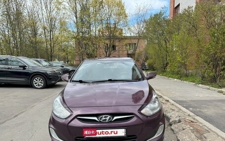 Hyundai Solaris II рестайлинг, 2012 год, 750 000 рублей, 4 фотография