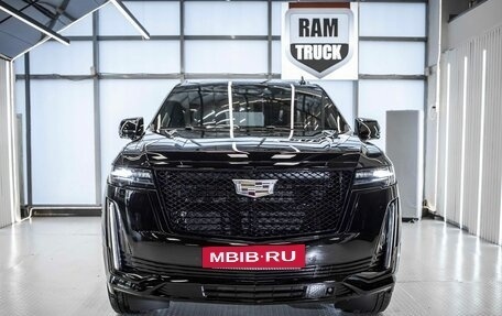 Cadillac Escalade V, 2023 год, 15 899 999 рублей, 4 фотография