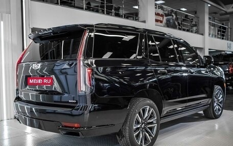 Cadillac Escalade V, 2023 год, 15 899 999 рублей, 7 фотография