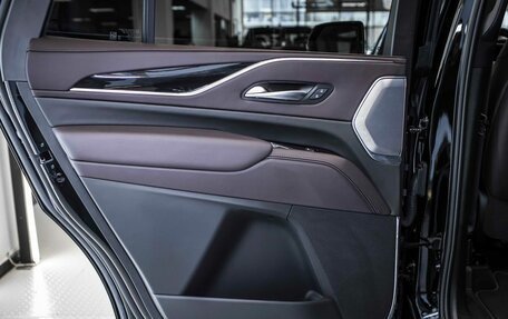 Cadillac Escalade V, 2023 год, 15 899 999 рублей, 15 фотография