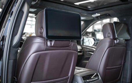 Cadillac Escalade V, 2023 год, 15 899 999 рублей, 17 фотография