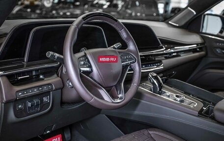 Cadillac Escalade V, 2023 год, 15 899 999 рублей, 13 фотография