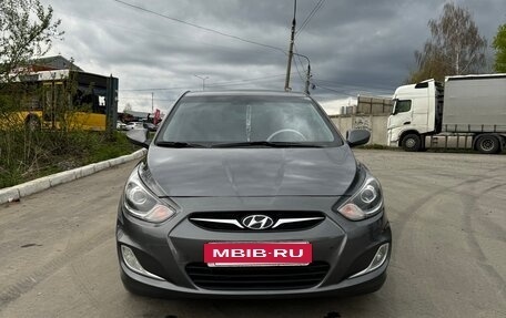 Hyundai Solaris II рестайлинг, 2012 год, 759 000 рублей, 2 фотография
